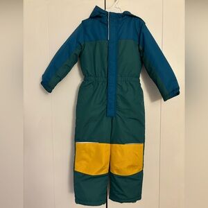 kids 5T snowsuit